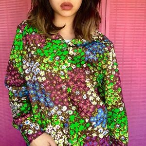 70s BRIGHT GREEN GROOVY FLORAL TOP